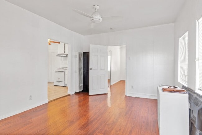 Foto del edificio - Charming 2 Bedroom, 2 Bathroom Duplex in San Pedro