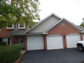 Building Photo - 1333 E Evergreen Dr