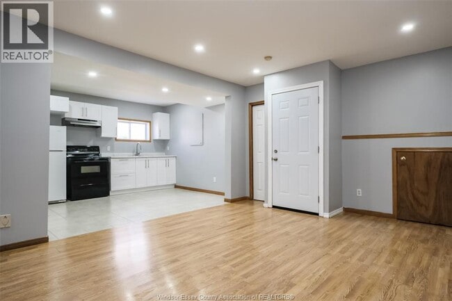 Building Photo - 2643 Carissa Ave