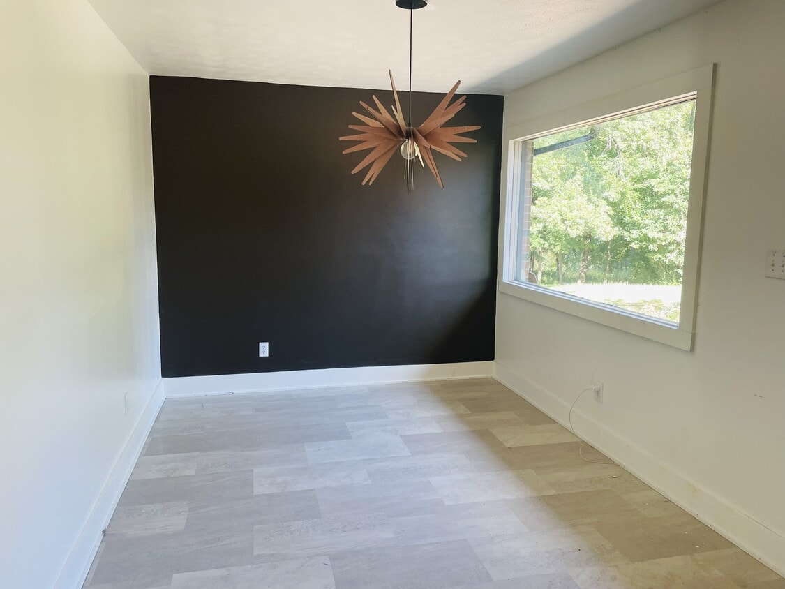 Photo - 4759 Blackburn Rd (Edwardsville, IL)