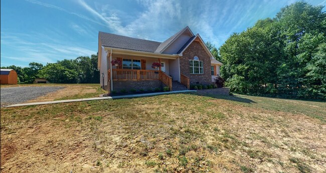 Foto del edificio - "Charming 3-Bed, 2-Bath Home on Claypool R...