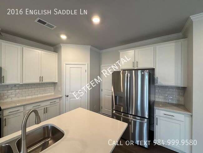 Building Photo - 2016 English Saddle Ln