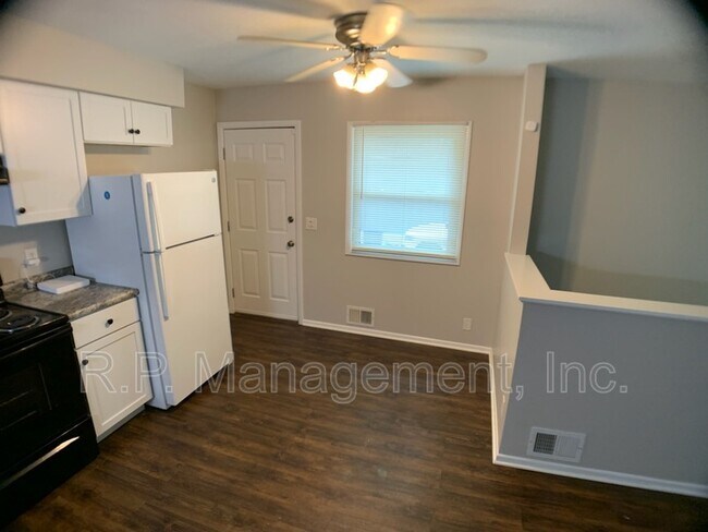 Foto del edificio - 5115 Washington St NE