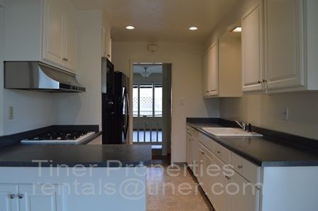 Foto del edificio - 1432 Tiffany Cir