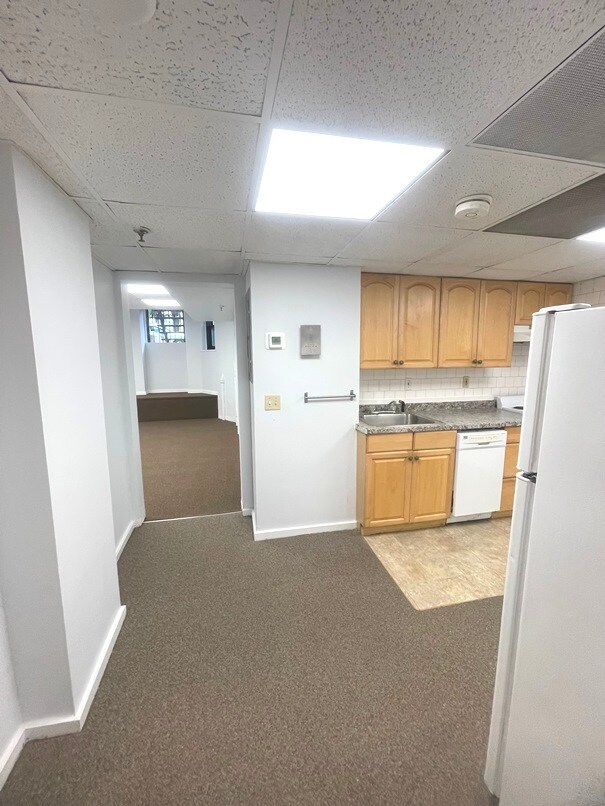 Foto del edificio - 621 Commonwealth Ave