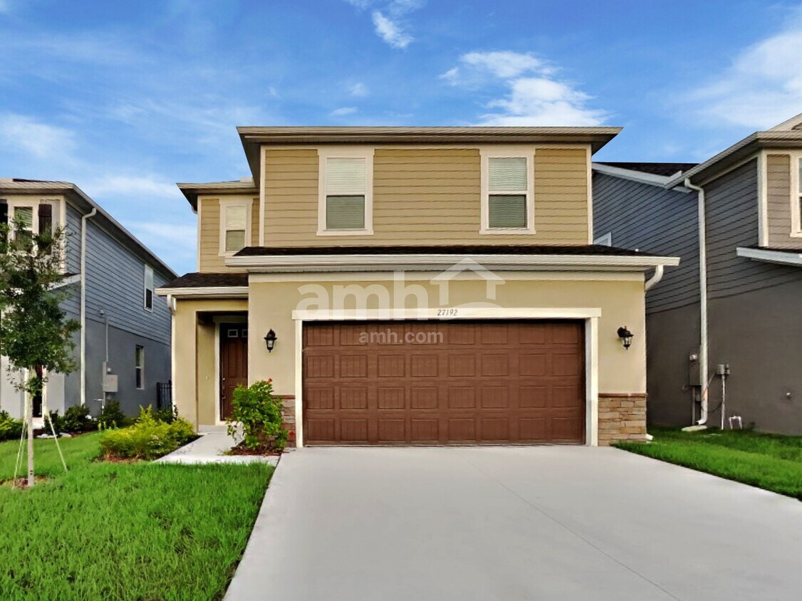 Foto principal - 27192 St Andrews Ave