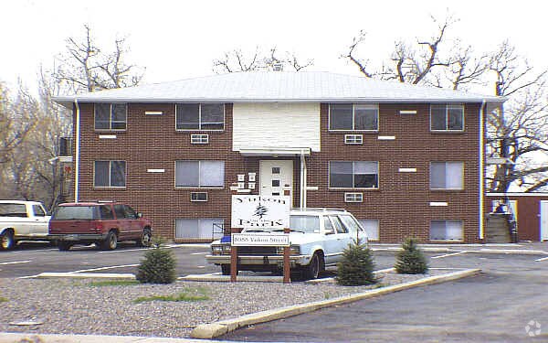 Primary Photo - 5955 Yukon St
