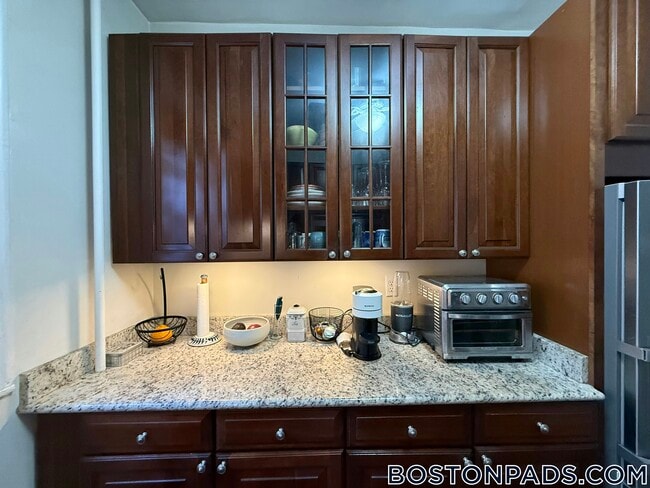 Foto del edificio - 65 Park Dr