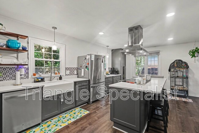 Foto del edificio - 4101 Pickwick Dr