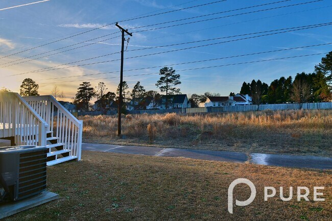Building Photo - 228 Curvewood Rd, Columbia, SC 29229