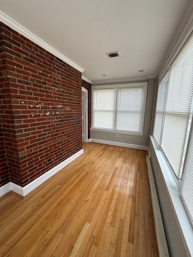 Building Photo - 6030 8th St NW