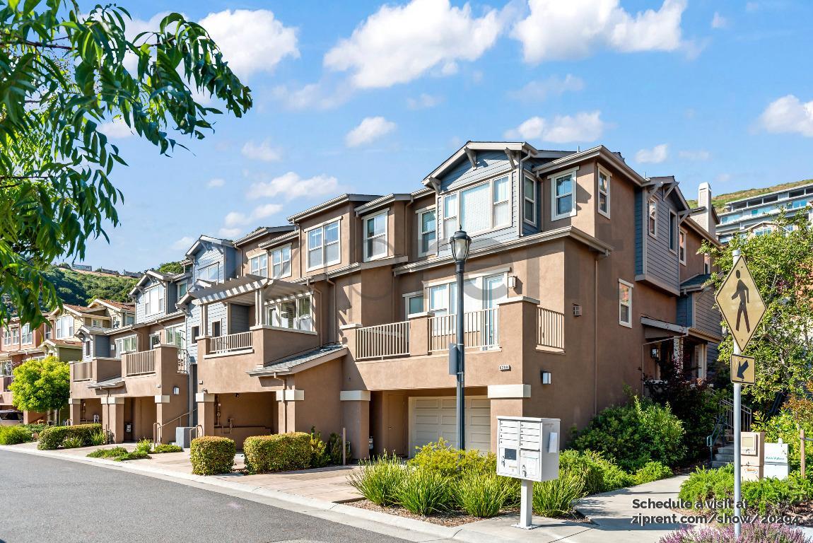 Foto principal - 6298 Rocky Point Ct