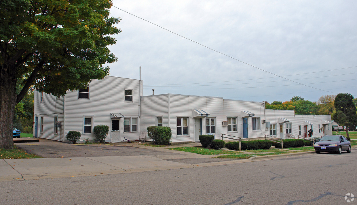 Primary Photo - 203 Washington St