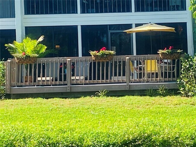 Foto del edificio - 1120 Bird Bay Way