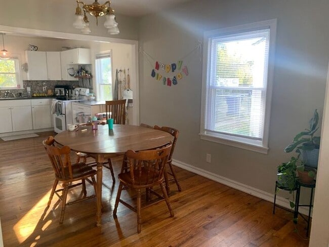 Photo - Charming 2 Bed / 1 Bath Home for Rent in Norman, OK