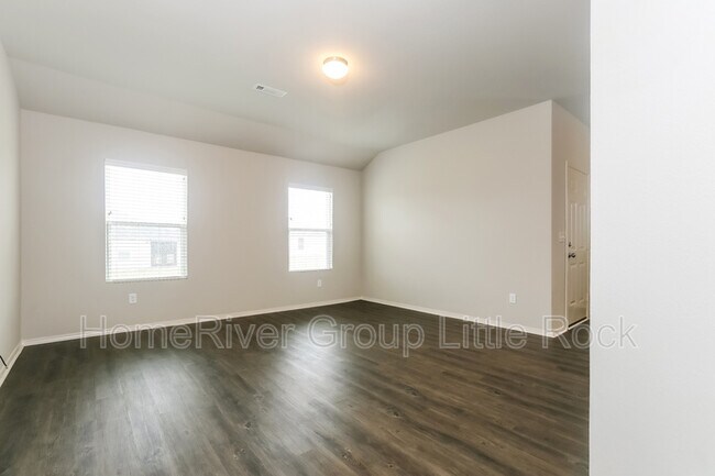 Building Photo - 4040 King River Trl