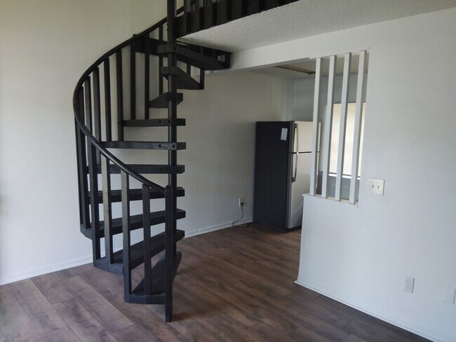 Foto del edificio - 2122 Bradford St