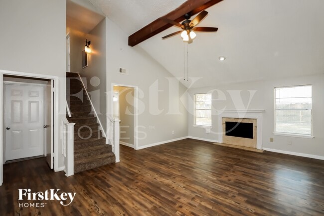 Building Photo - 24023 Spring Mill Ln