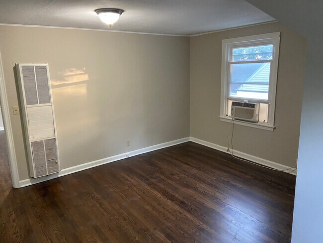 Foto del edificio - 605 W Mechanic St