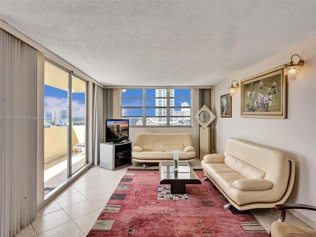 Foto del edificio - 1833 S Ocean Dr