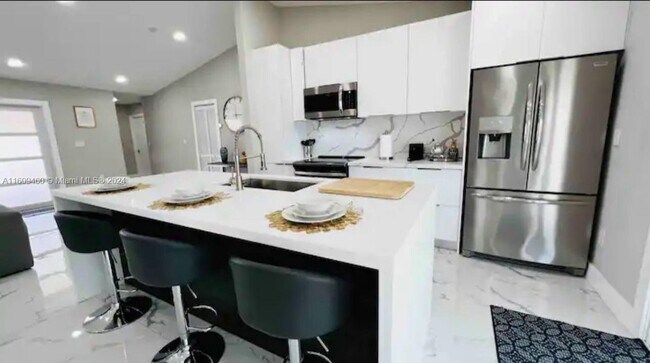 Foto del edificio - 13382 NW 8th Terrace