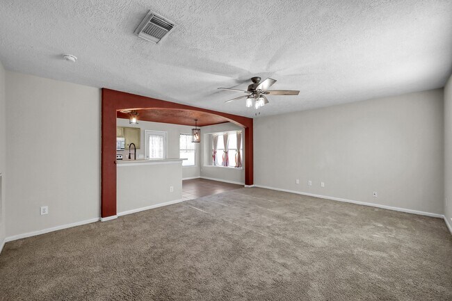 Foto del edificio - 13952 Buckskin Dr