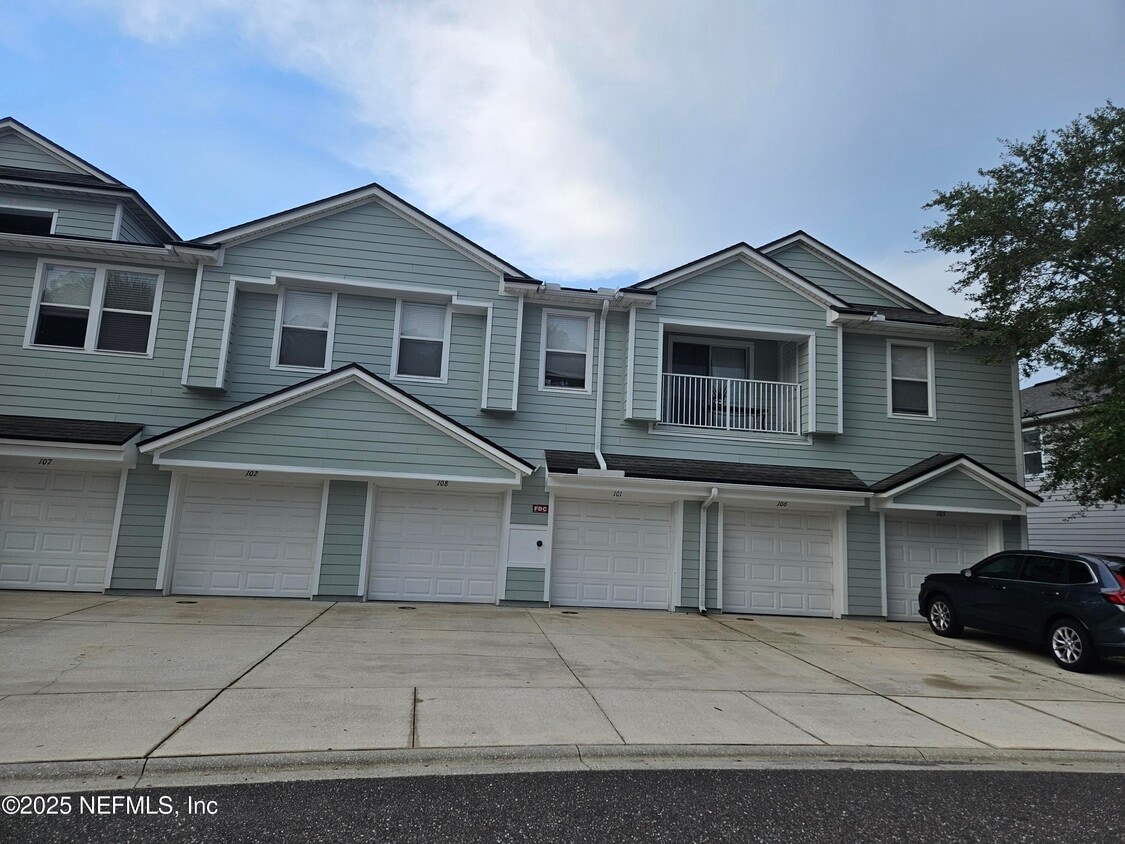 Primary Photo - 7036 Deer Lodge Cir