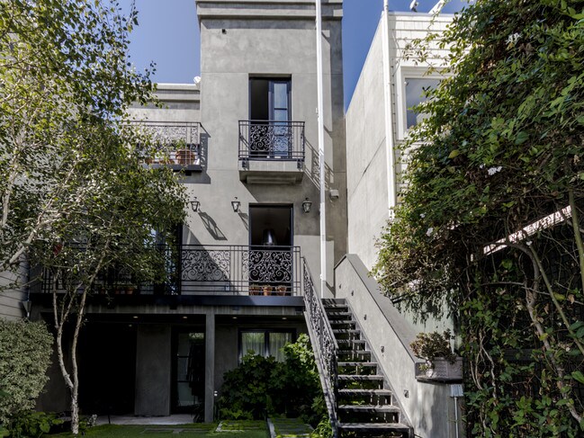 Building Photo - 2126 Pierce St