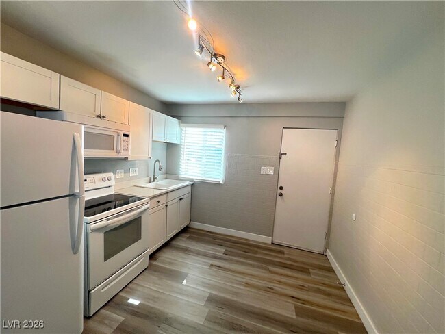 Foto del edificio - 225 S 10th St