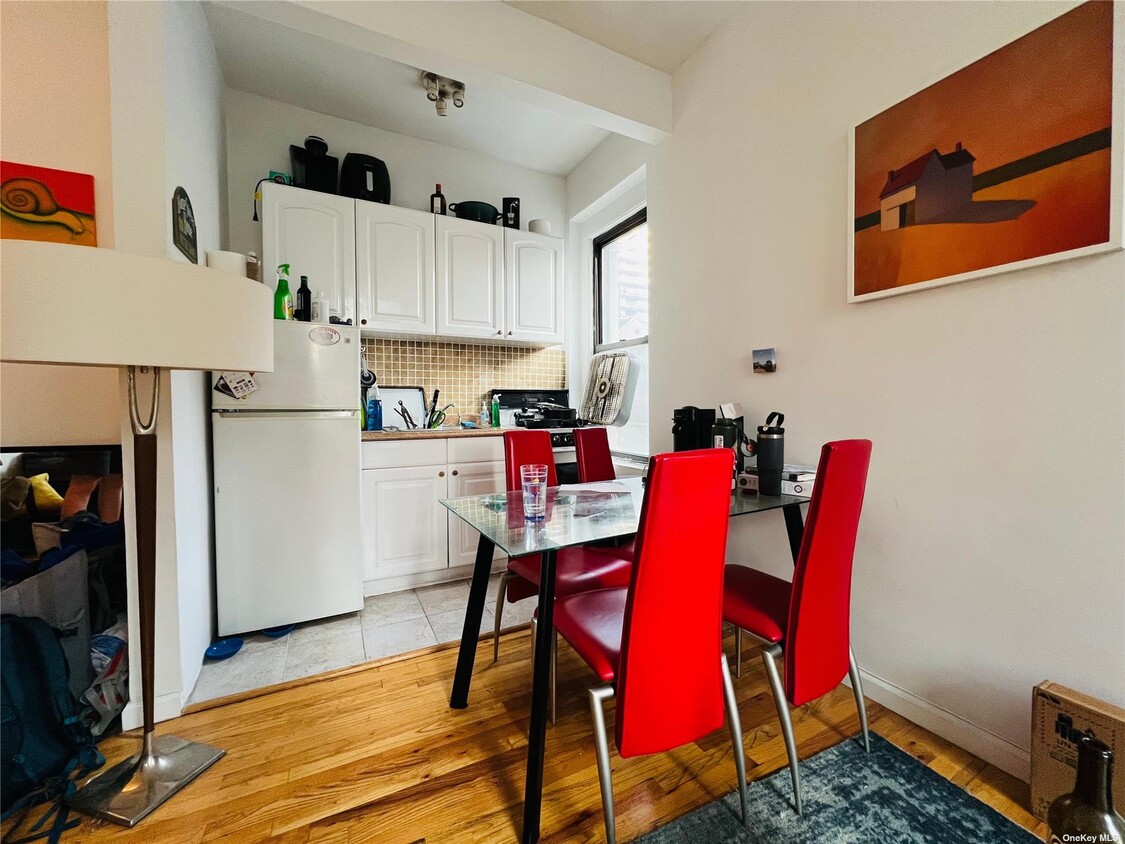 Foto principal - 129 E 29th St