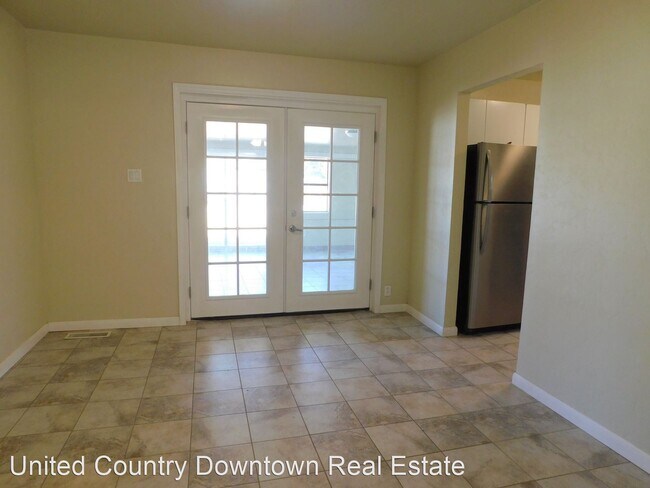 Building Photo - 3 br, 2 bath House - 1309 S Silver Ave