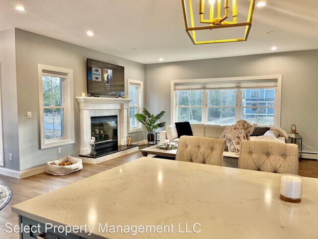 Building Photo - 4 br, 2.5 bath House - 11 Otis Lilley Dr