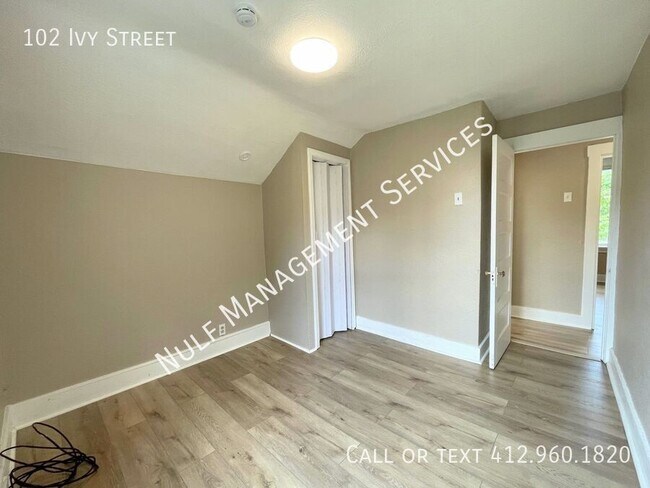 Foto del edificio - 102 Ivy St