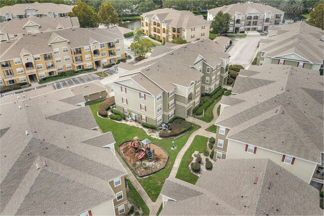 Building Photo - Villa Valencia Apartments