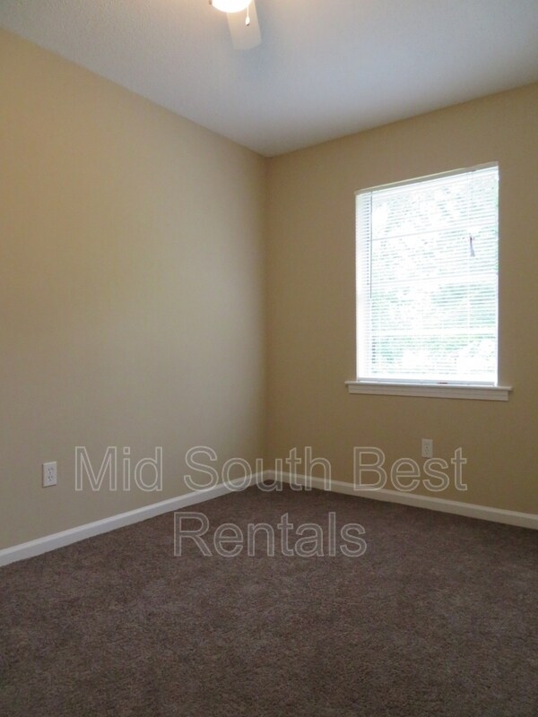 Foto del edificio - 3775 Longmont Cove