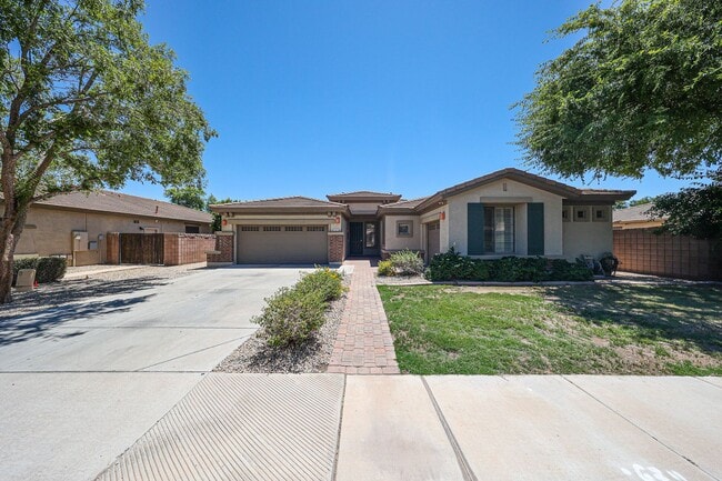 Building Photo - Welcome to this stunning 3-bedroom, 2-bathroom home located in the vibrant city of Chandler, AZ