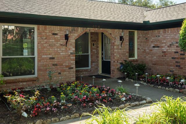 Building Photo - 624 Springhill Ct