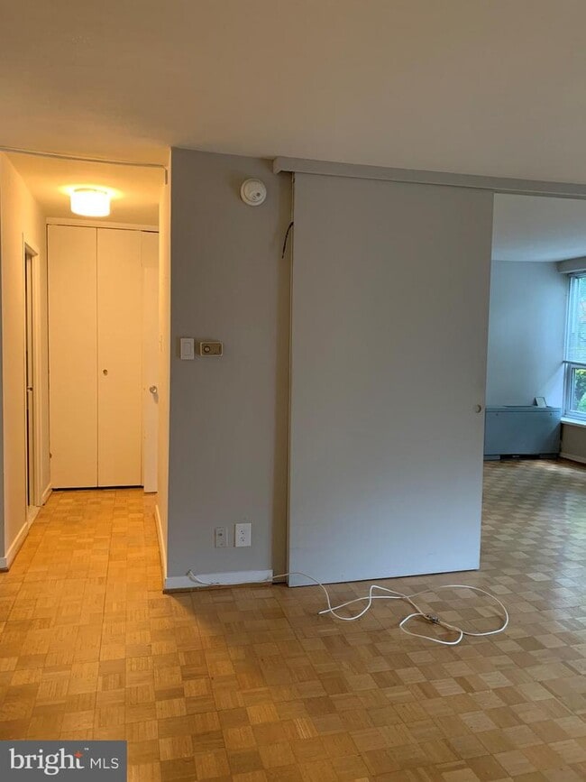 Building Photo - 224-30 W Rittenhouse Square