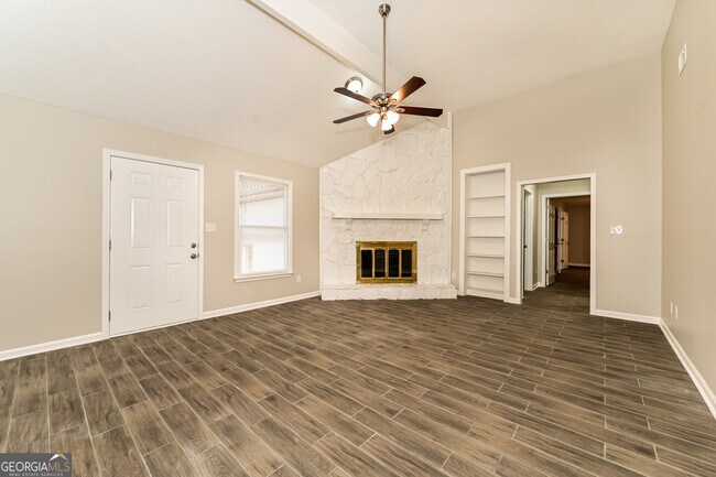 Building Photo - 1396 Interlaken Pass