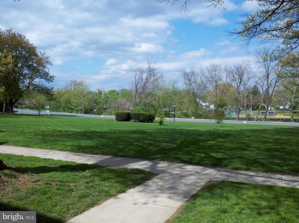 Foto principal - 750 Carroll Pkwy