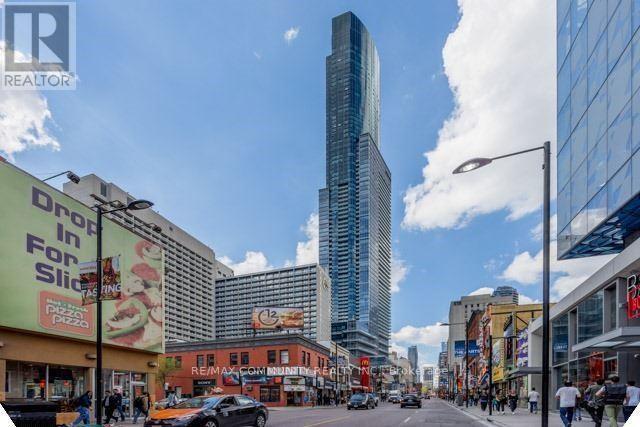 Photo principale - 386-386 Yonge St