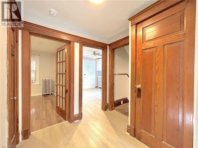 Photo du bâtiment - 24 Burris St