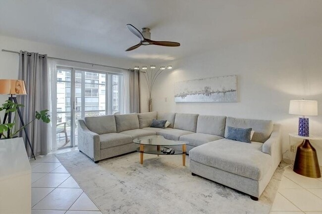 Photo - 3020 NE 16th Avenue Unit 304 Apartment