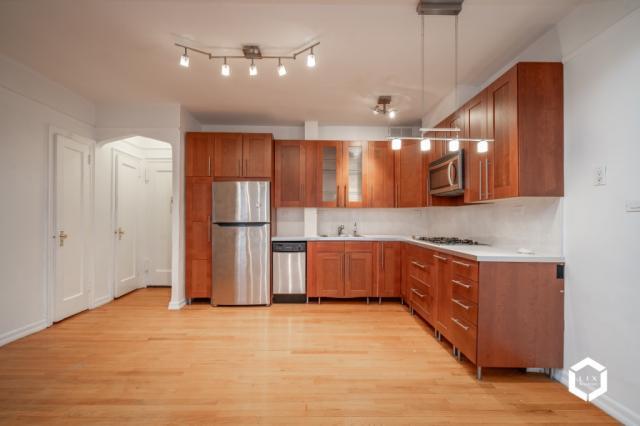 Foto del edificio - 1 bedroom in BROOKLYN NY 11218