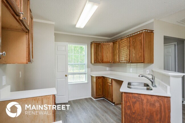 Building Photo - 115 Honey Ln