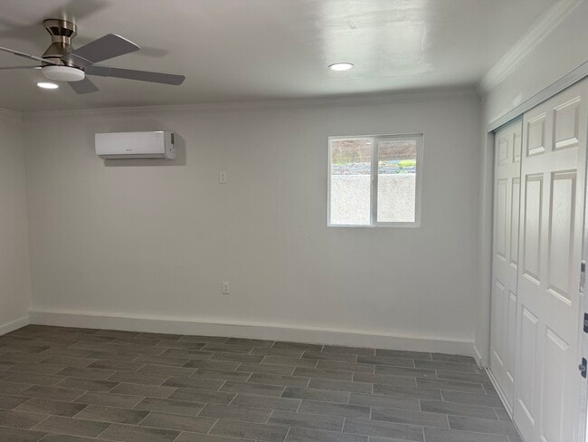 Foto del edificio - 454 E 63rd St