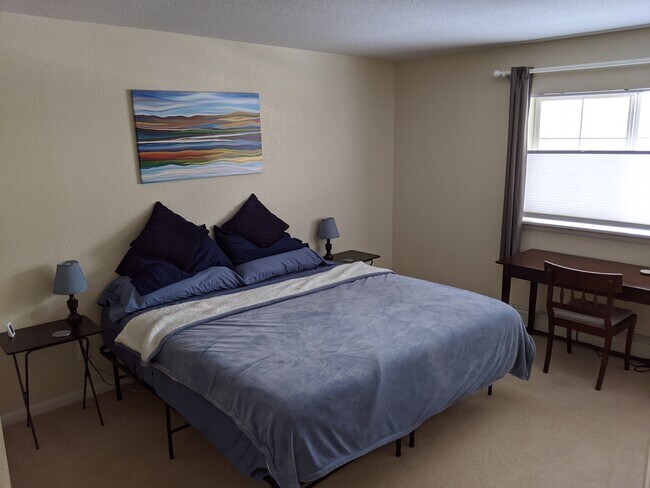 Foto del edificio - 205 E Hurd Ln