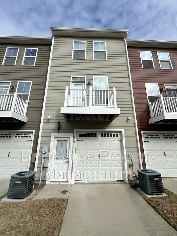 Photo - 504 Sloane St Apartment