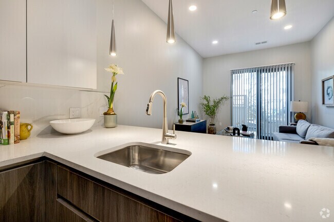 1HAB, 1BA, sala de estar - 760 pies cuadrados - Cocina - ENNEA