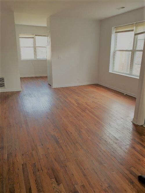 Primary Photo - 2306 W Rosemont Ave
